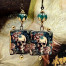 Boucles d'oreilles calaveras (têtes de mort), composées de pendentifs en céramique et de perles en verre de Bohême. Bijoux uniques de créateur.