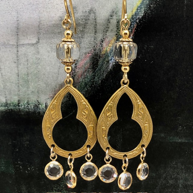 Boucles d'oreilles Chandelier or – Image 3