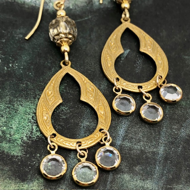 Boucles d'oreilles Chandelier or – Image 6