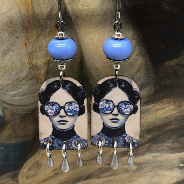 Boucles d'oreilles Woman with glasses, portrait, bleu – Image 3