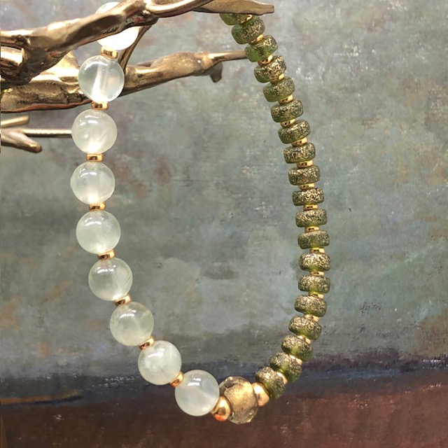 Bracelet Prehnite, élastique, stretch – Image 2