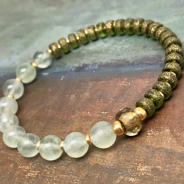 Bracelet Prehnite, élastique, stretch – Image 3