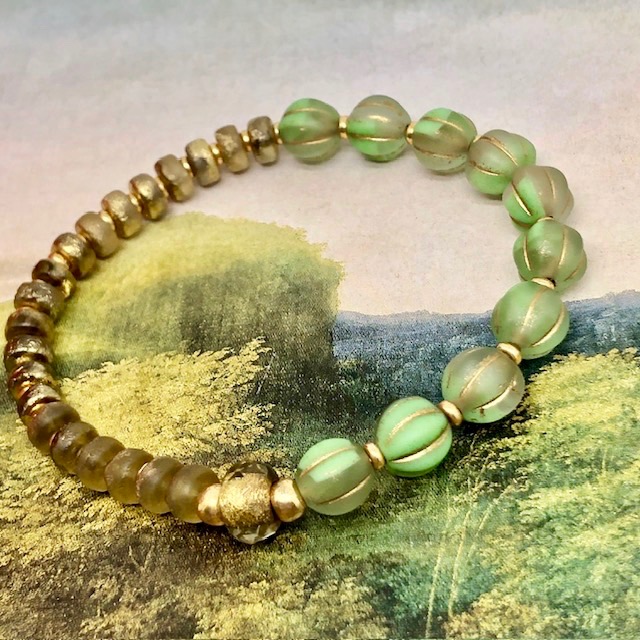 Bracelet Vert pomme et or, élastique, stretch – Image 5